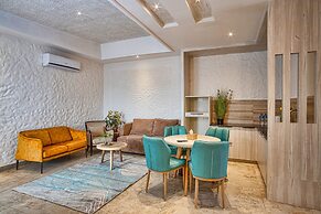 Arushi Boutique Hotel