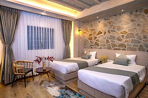 Arushi Boutique Hotel