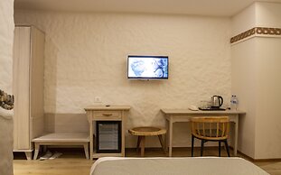 Arushi Boutique Hotel