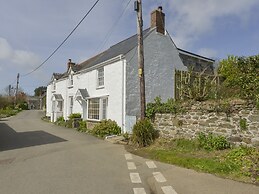 Camelot Cottage