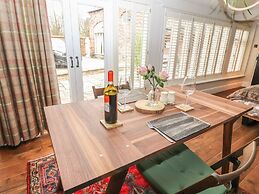 The Cottage @ The Coach House