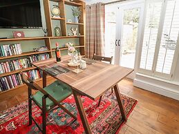 The Cottage @ The Coach House