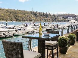 Quayside, Dart Marina