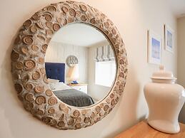 Quayside, Dart Marina