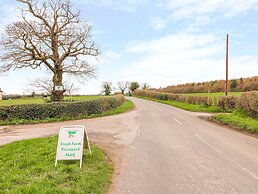 Woodthorpe Cruck Cottage