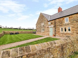 Woodthorpe Cruck Cottage