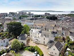 The Shell at the Hideaway