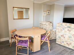 27 Whitegates