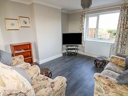 27 Whitegates