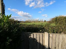 27 Whitegates