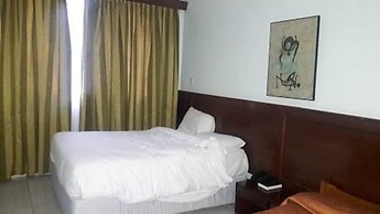 Garden Hotel