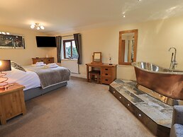 Orcaber Farm Retreat