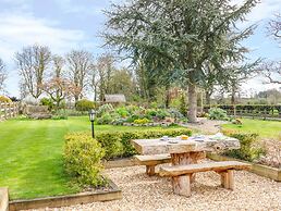 South Lodge - Longford Hall Farm Holiday Cottages