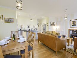 The Old Signal House