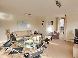 Harbourside Apartment