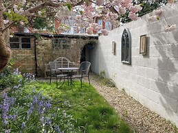 Pedaller's Cottage