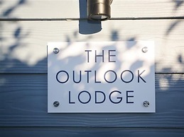 Outlook Lodge
