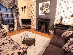 Sneaton Hall Apartment 4