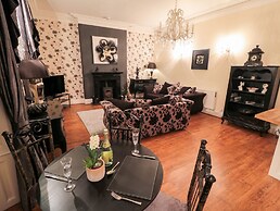 Sneaton Hall Apartment 4