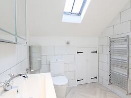 Lower Norton Apartment