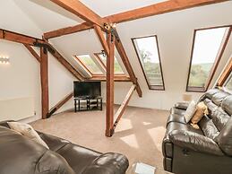 Lower Norton Apartment