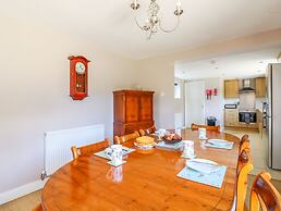 Ardsley Cottage - Longford Hall Farm Holiday Cottages