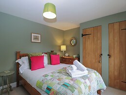 Horseshoe Cottage