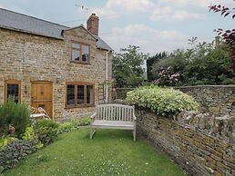 Horseshoe Cottage