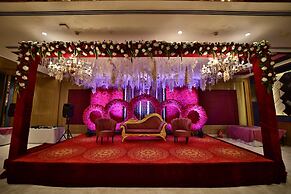 Radisson Blu Towers Kaushambi Delhi NCR