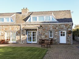 Tyn Towyn - Ty Glas Golau