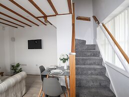 Tyn Towyn - Ty Gwyrdd Golau