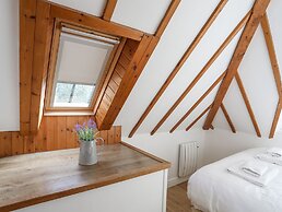 Tyn Towyn - Ty Gwyrdd Golau