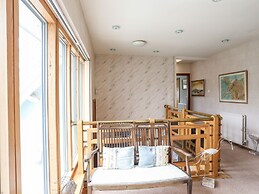 Bryn Y Mor, Borth Y Gest