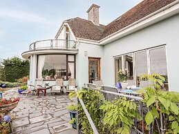 Bryn Y Mor, Borth Y Gest