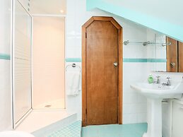 Bryn Y Mor, Borth Y Gest