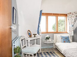 Bryn Y Mor, Borth Y Gest