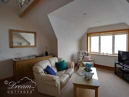 Beach View Apartment 4