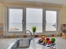 Beach View Apartment 4