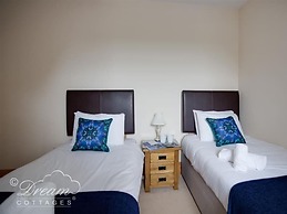 Beach View Apartment 4