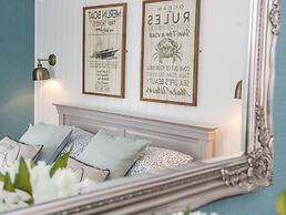 2 Old Coastguard House