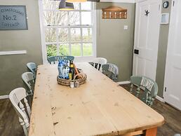 2 Old Coastguard House