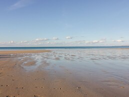 Onshore 6 - Newquay Towan Beach View