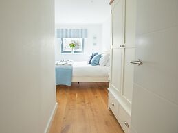 Onshore 6 - Newquay Towan Beach View