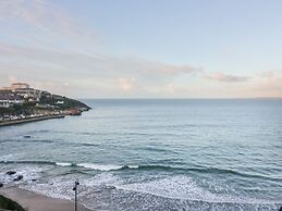 Onshore 6 - Newquay Towan Beach View