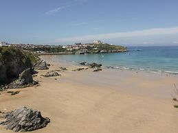 Onshore 6 - Newquay Towan Beach View