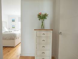 Onshore 6 - Newquay Towan Beach View