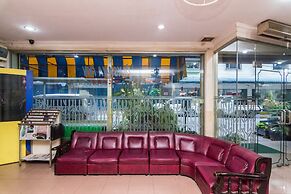 OYO 2097 Hotel Laksana Inn