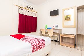 OYO 2097 Hotel Laksana Inn
