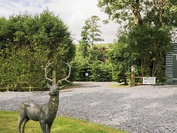 Oak Lodge