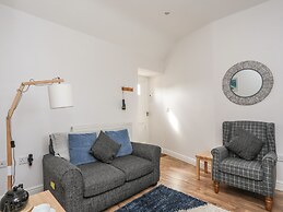 Tyn Towyn - Bwthyn Carreg